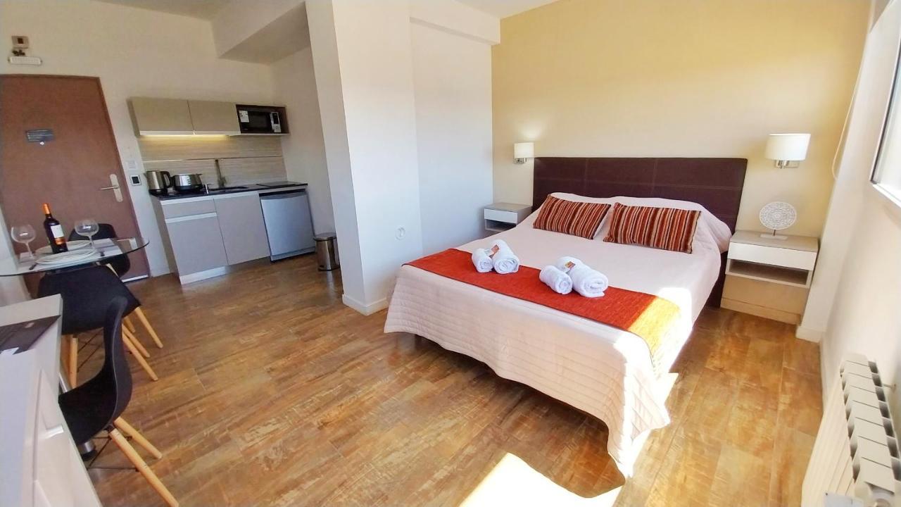 Las Victorias Suites Bariloche エクステリア 写真