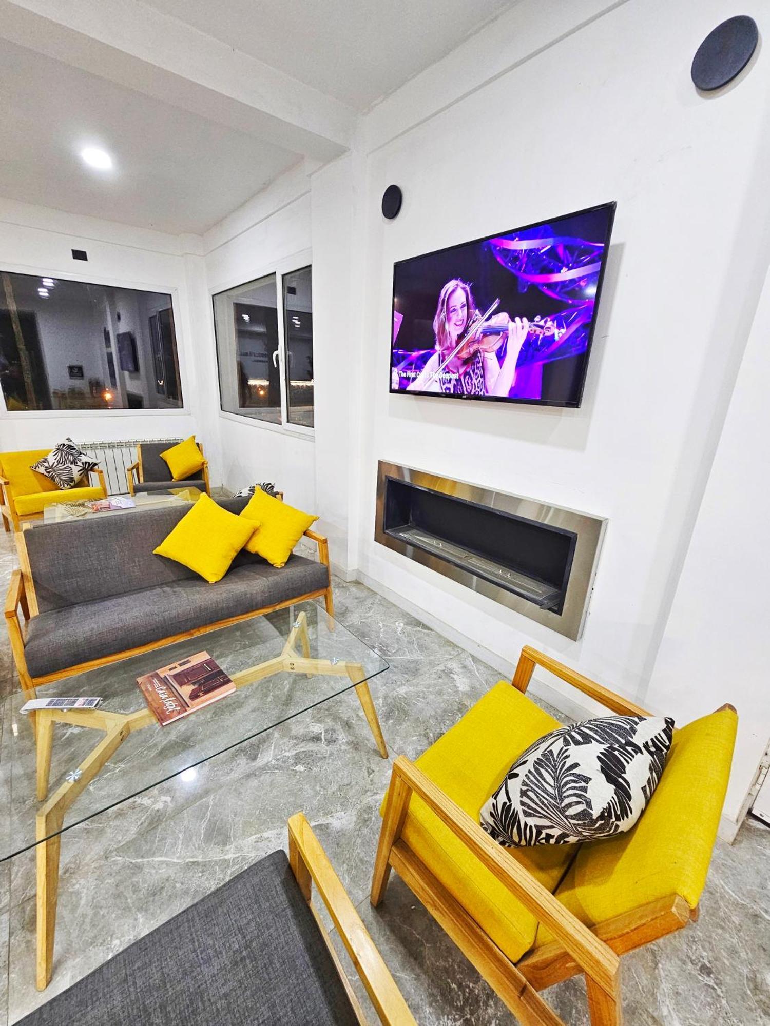Las Victorias Suites Bariloche エクステリア 写真