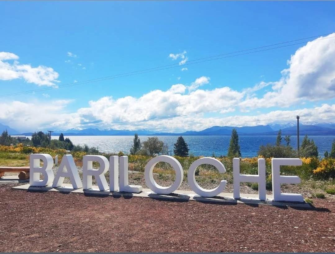 Las Victorias Suites Bariloche エクステリア 写真