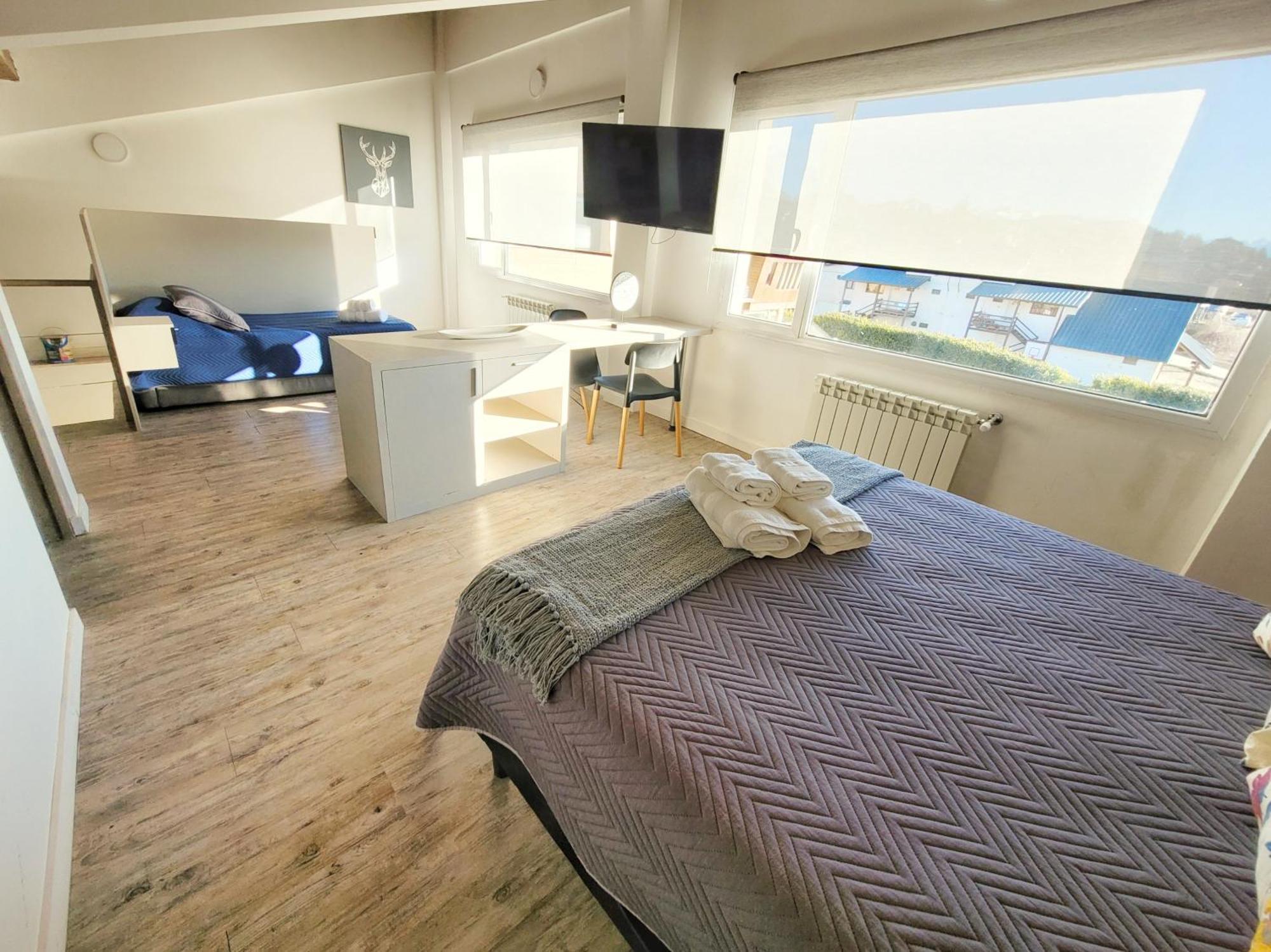 Las Victorias Suites Bariloche エクステリア 写真