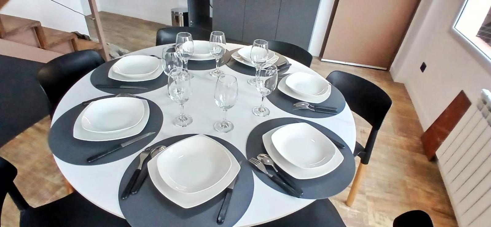 Las Victorias Suites Bariloche エクステリア 写真